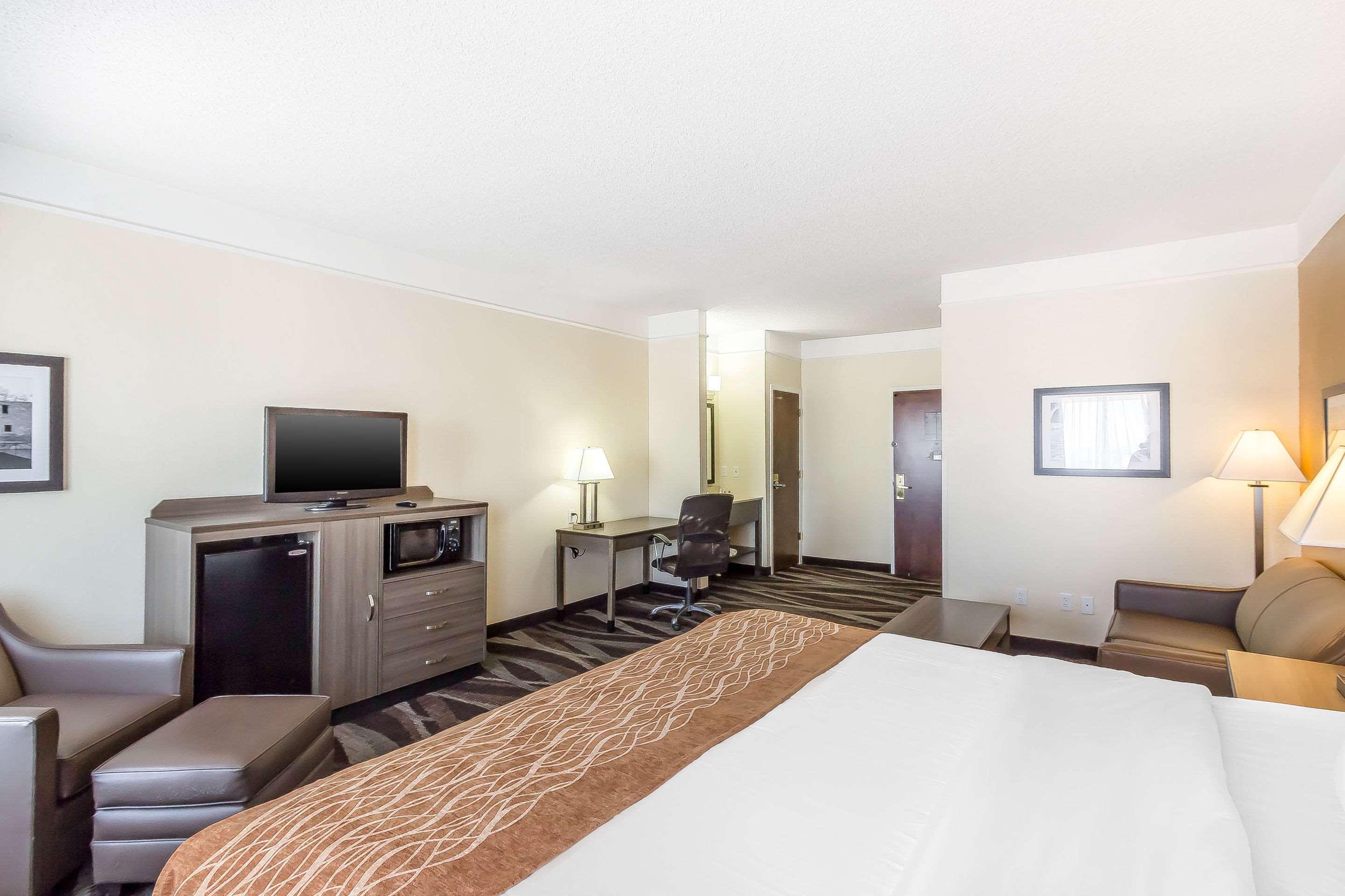 Comfort Inn Near Frost Bank Center サンアントニオ エクステリア 写真