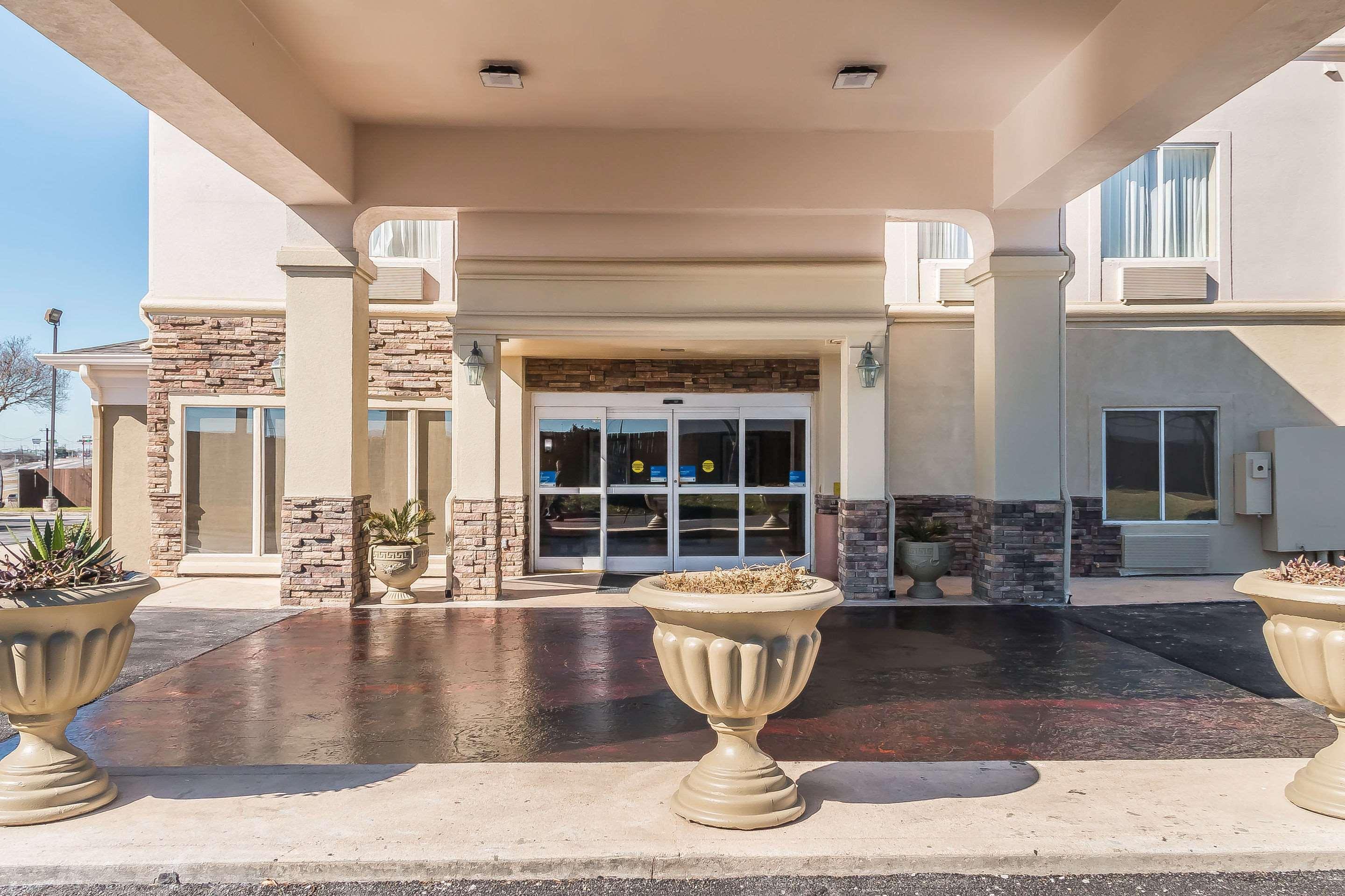 Comfort Inn Near Frost Bank Center サンアントニオ エクステリア 写真
