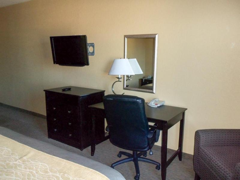 Comfort Inn Near Frost Bank Center サンアントニオ エクステリア 写真